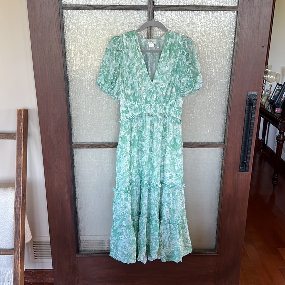 Shoshanna Selene dress in size 6 in a light green and white floral. - Picture 10 of 16